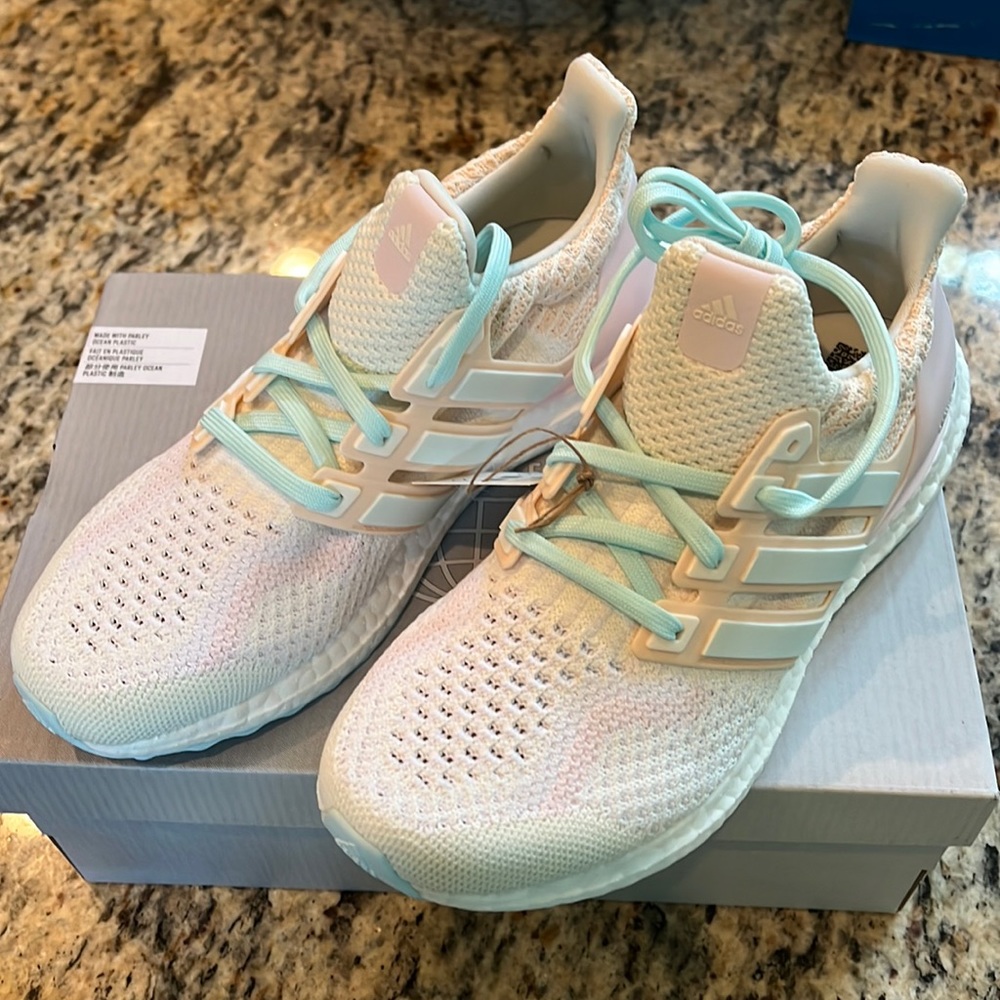 Adidas Ultraboost 5.0 DNA W